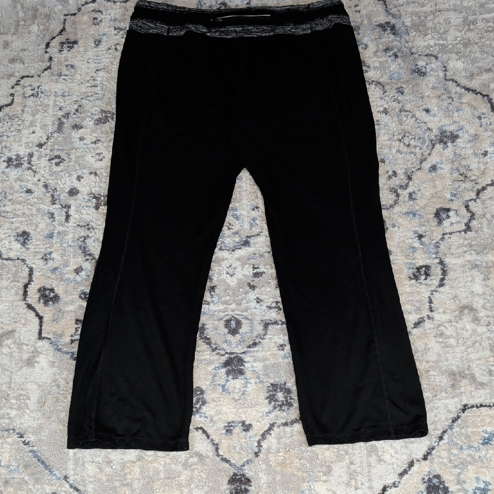 Tangerine Black Capri Leggings Women’s XXL Athletic Yoga Pants Zip Pocket - Picture 5 of 6